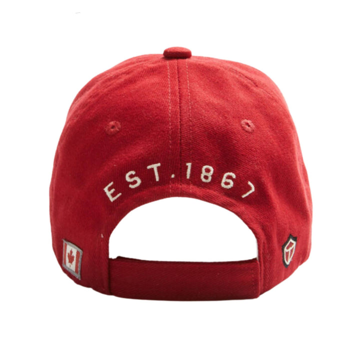 Casquette Canada rouge avec logo par Red Canoe vue de derrière