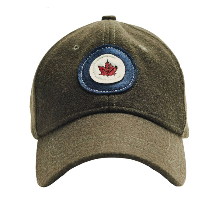 Casquette RCAF en laine kaki avec logo vue de devant par Red Canoe