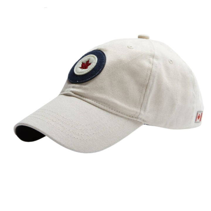 Casquette blanche RCAF par Red Canoe vue de 3/4