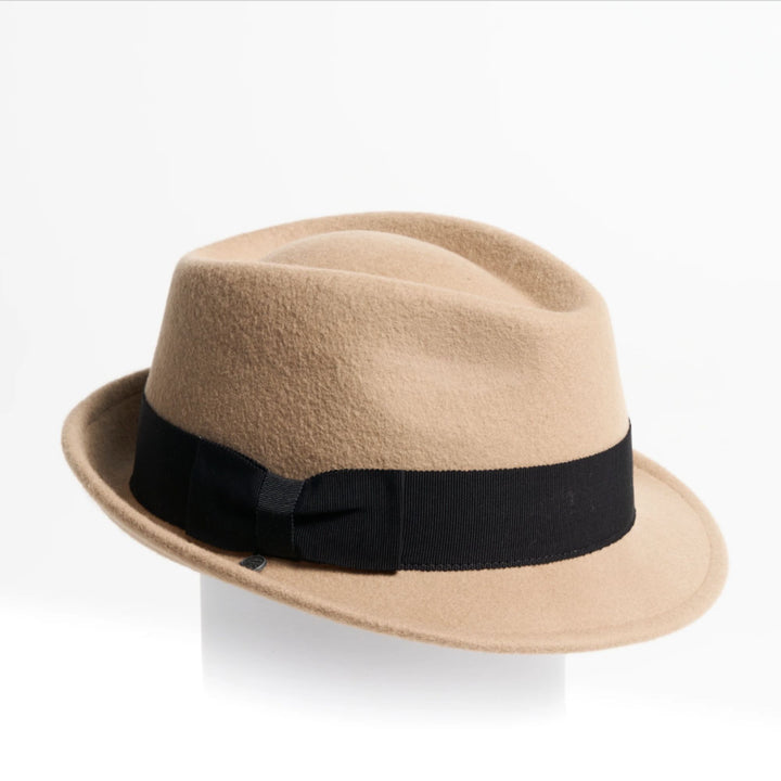 Faustin unisex hat