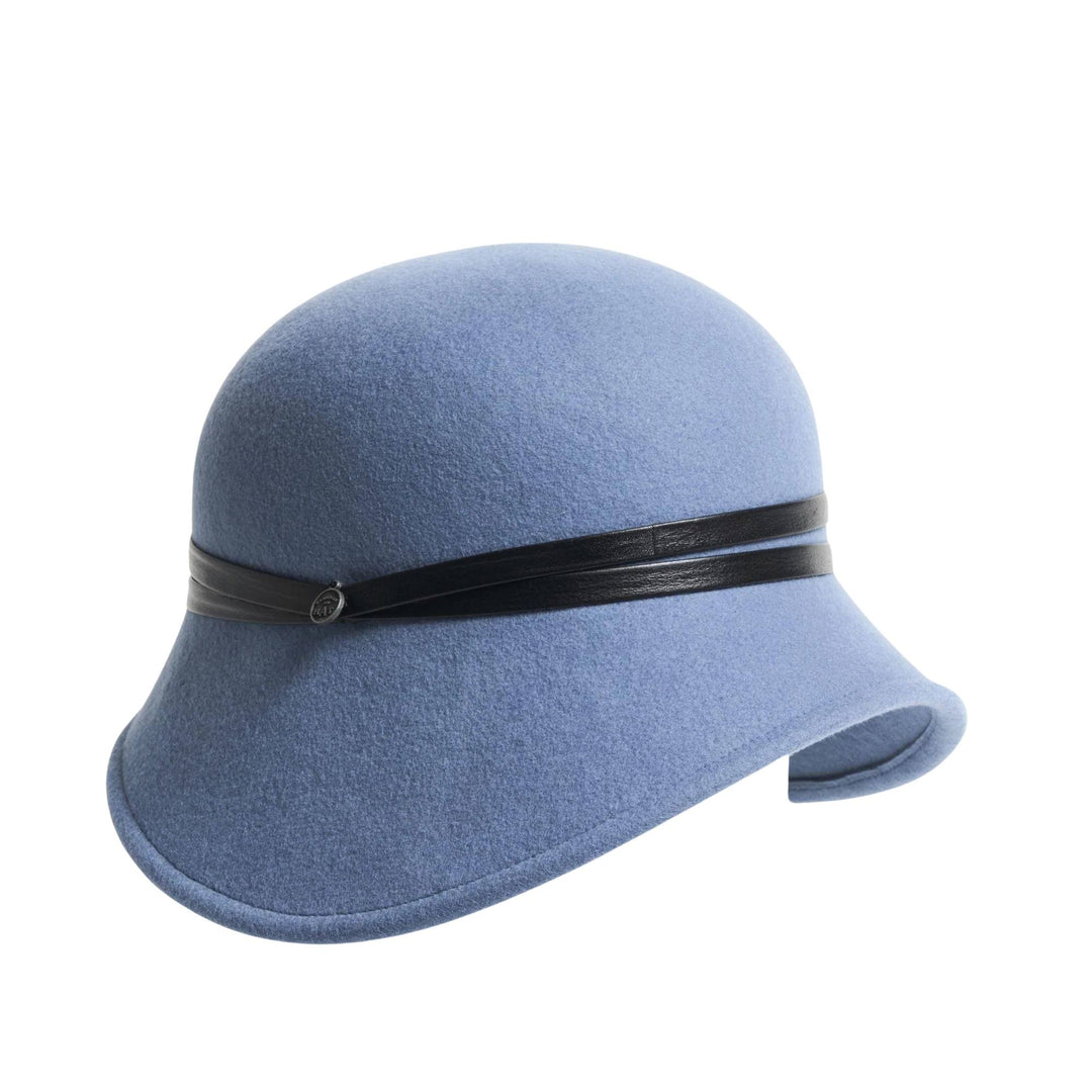 Chapeau cloche en feutre bleu avec deux bandes en cuir noir par Canadian hat vu de 3/4
