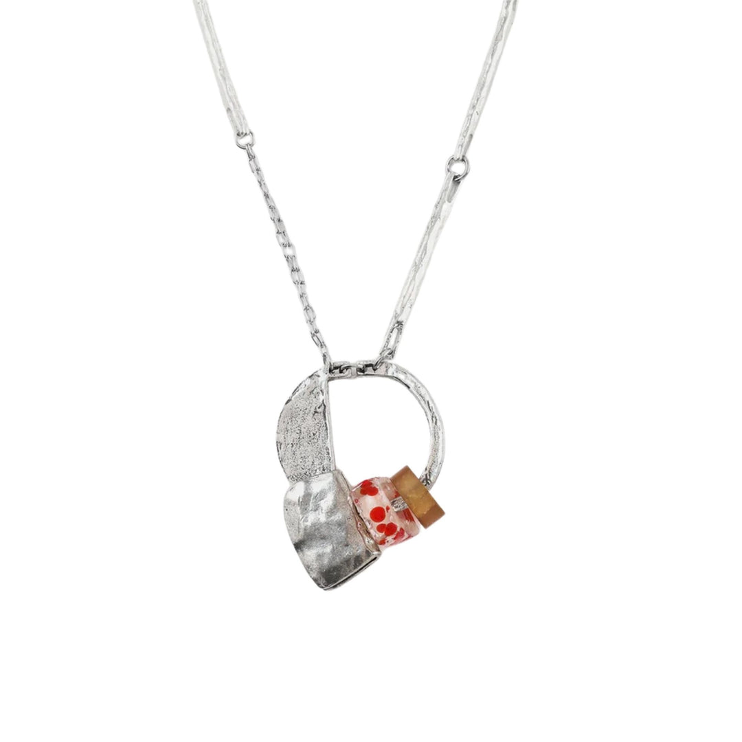 Pendentif rouge du collier Gemini par ANne-Marie Chagnon