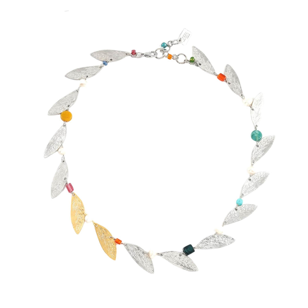 Collier argenté avec perles colorées Neven par Anne-Marie Chagnon