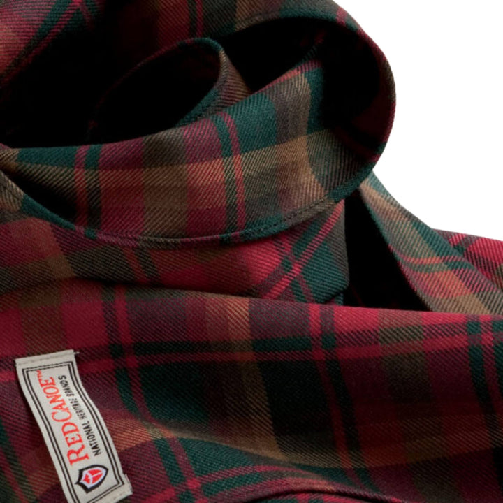 Détails du Foulard Tartan feuille d'érable en laine mérinos plié en rond par Red Canoe