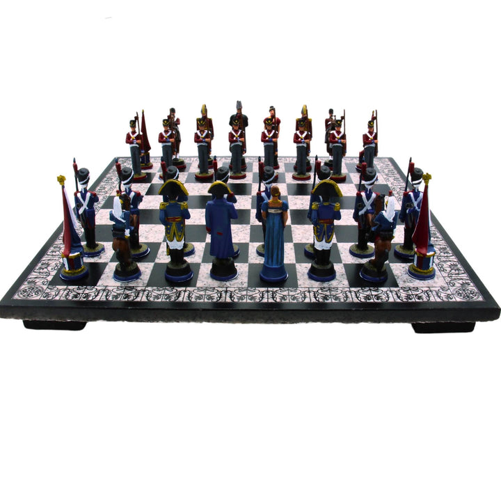 Jeu d'échecs avec personnages de Napoléon en couleur par Ashleay Dollard vu de devant