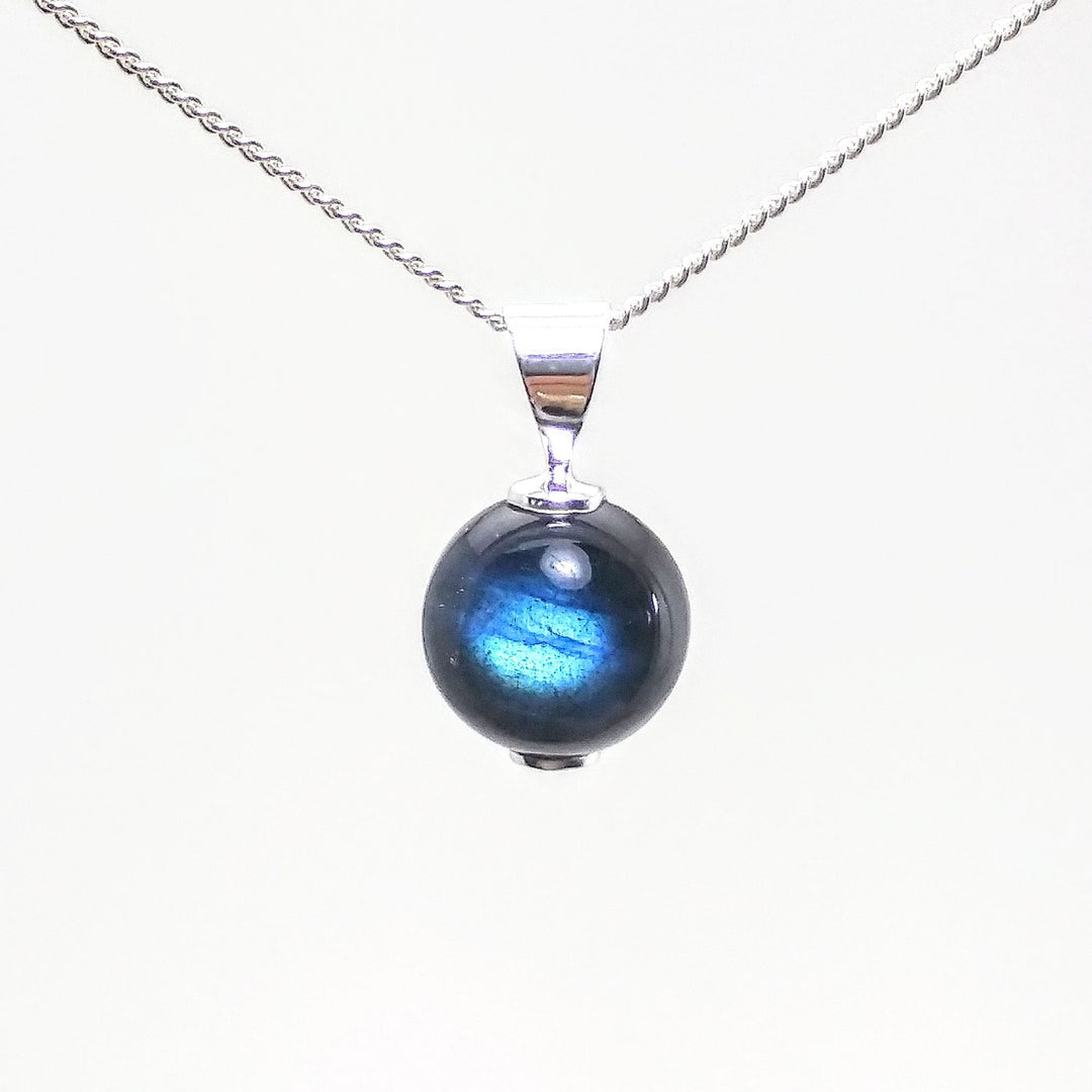 Pendentif Labradorite du Labrador rond par gemmes québec