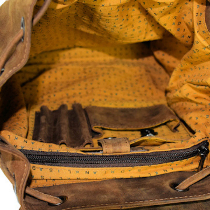 Sac à dos en cuir de bison 2171 par Adrian Klis vu de l'intérieur