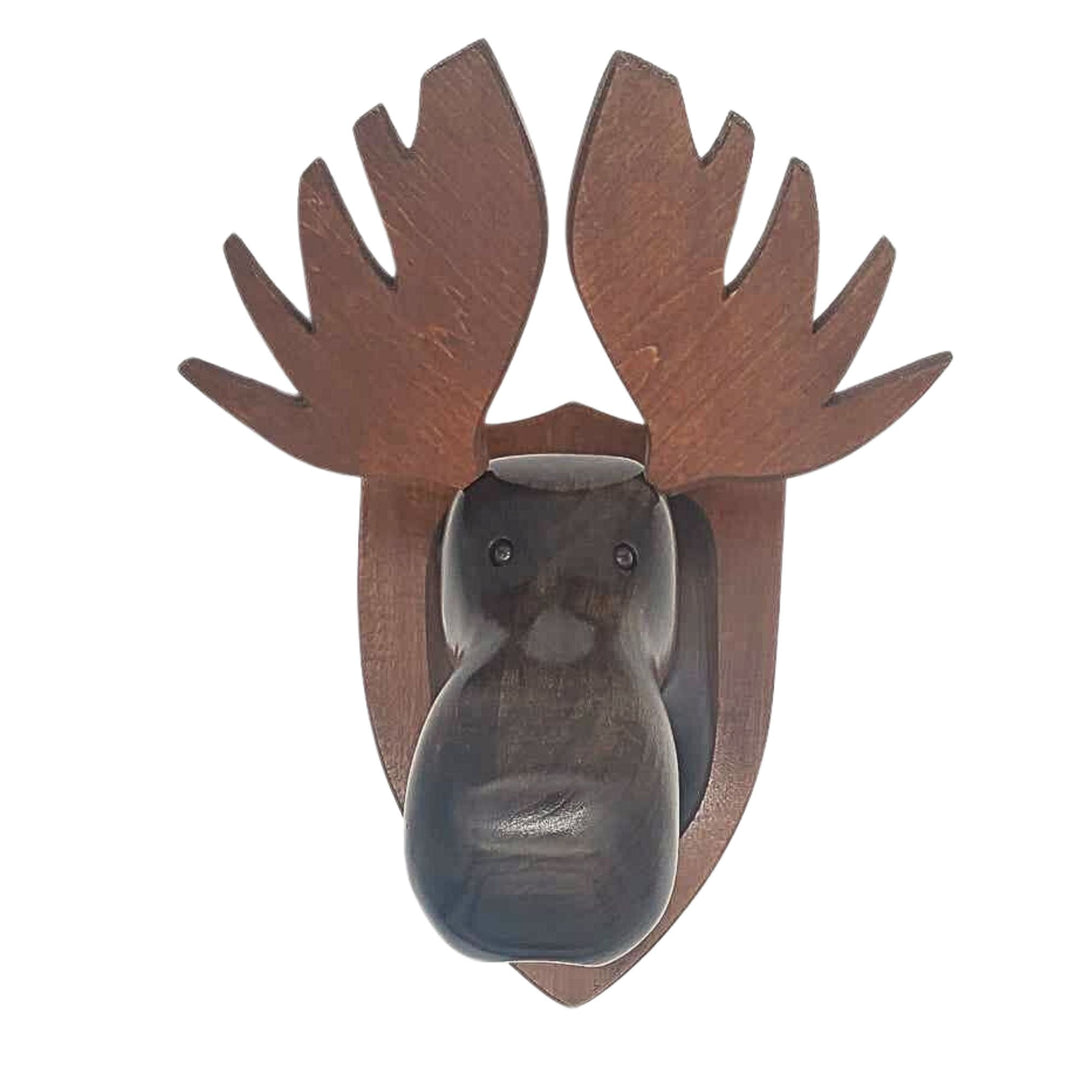 Trophée en bois d'orignal sculpté à la main par Sculptures Tremblay vu de face