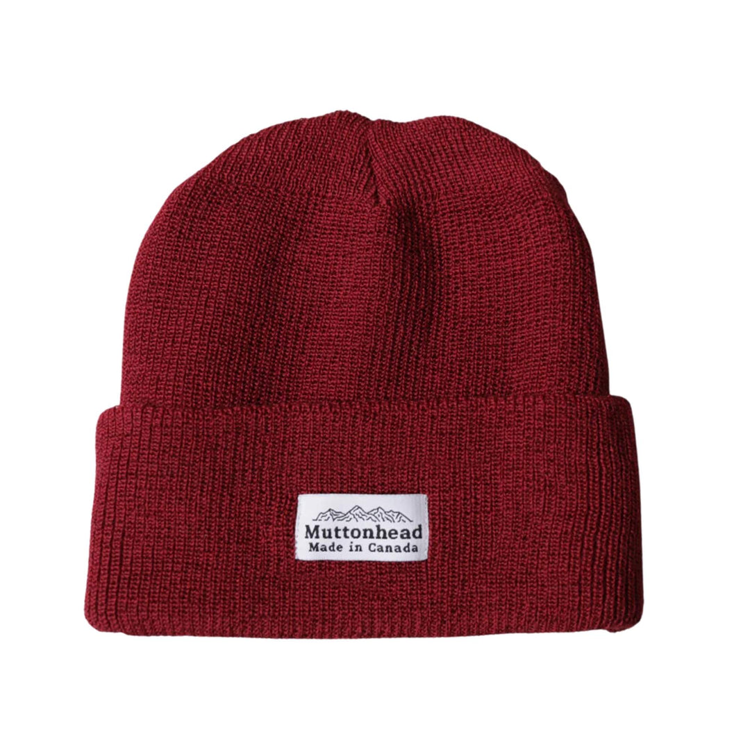 Tuque Muttonhead bordeaux avec logo cousu sur le devant vue de face