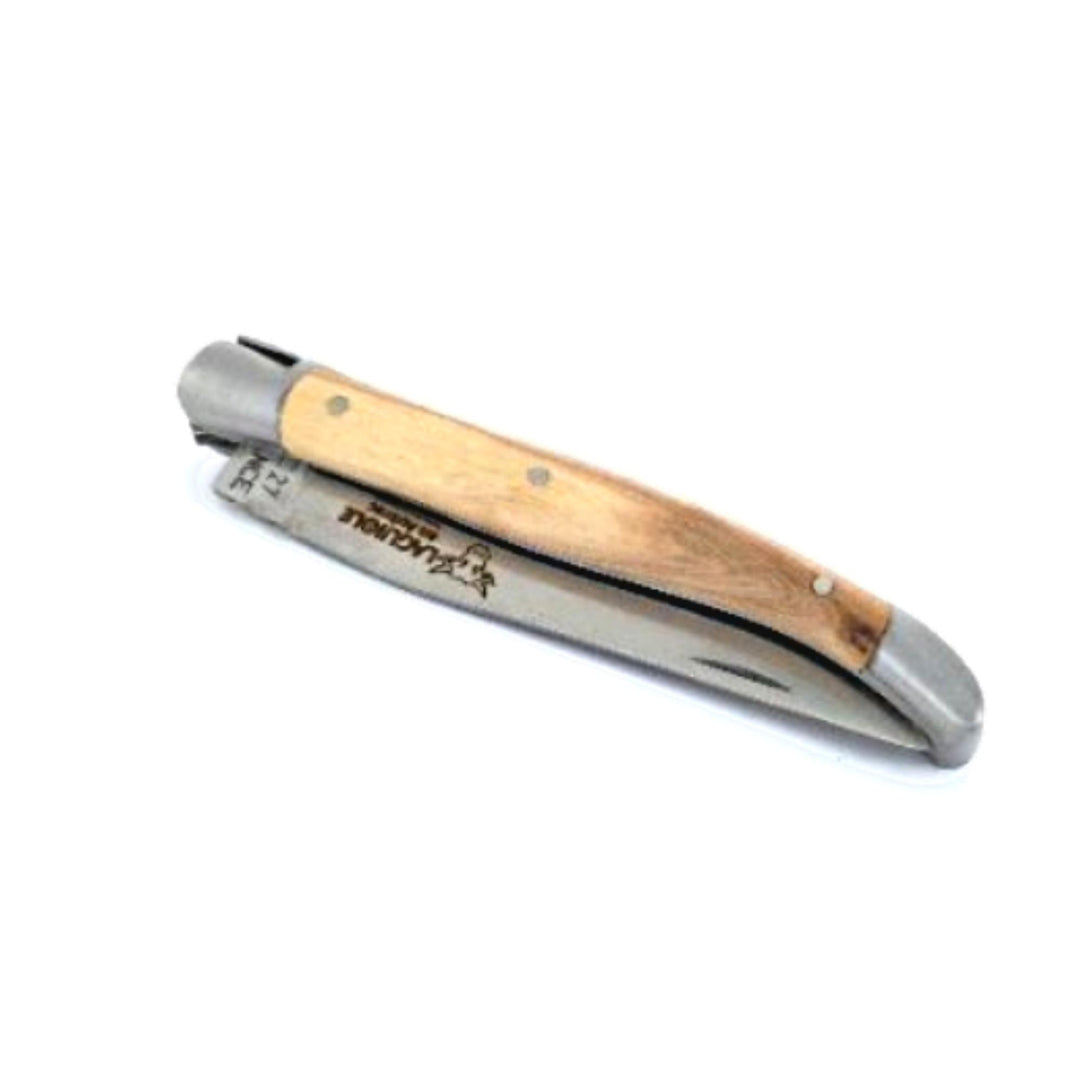 Couteau Laguiole en genevrier fermé 9cm en diagonale