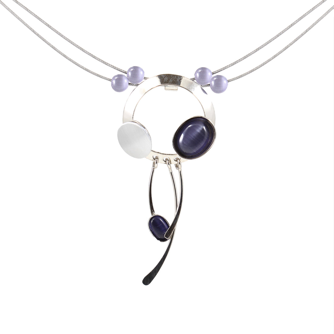 Collier avec pendentif cercle argenté et pierres mauves et grises