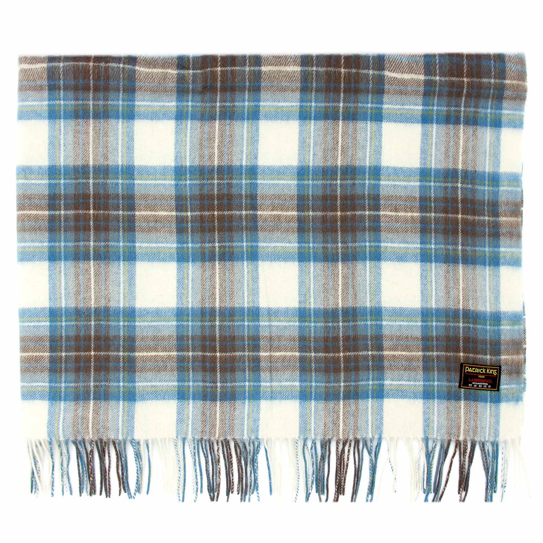 Étole en laine d'agneau pliée avec le tartan Stewart Muted Blue et les franches dans le bas