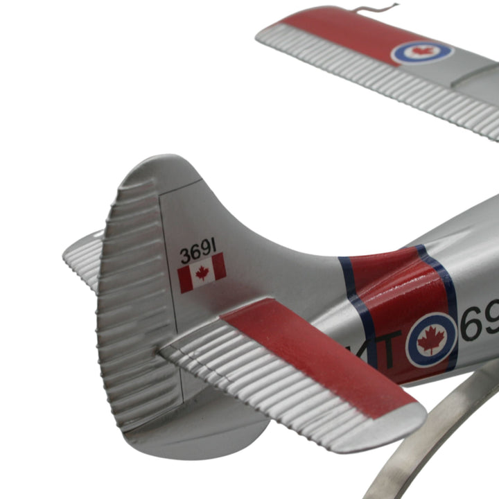 Arrière d'un Modèle réduit d'un avion De Havilland Rescue Canada DHC-3 Otter
