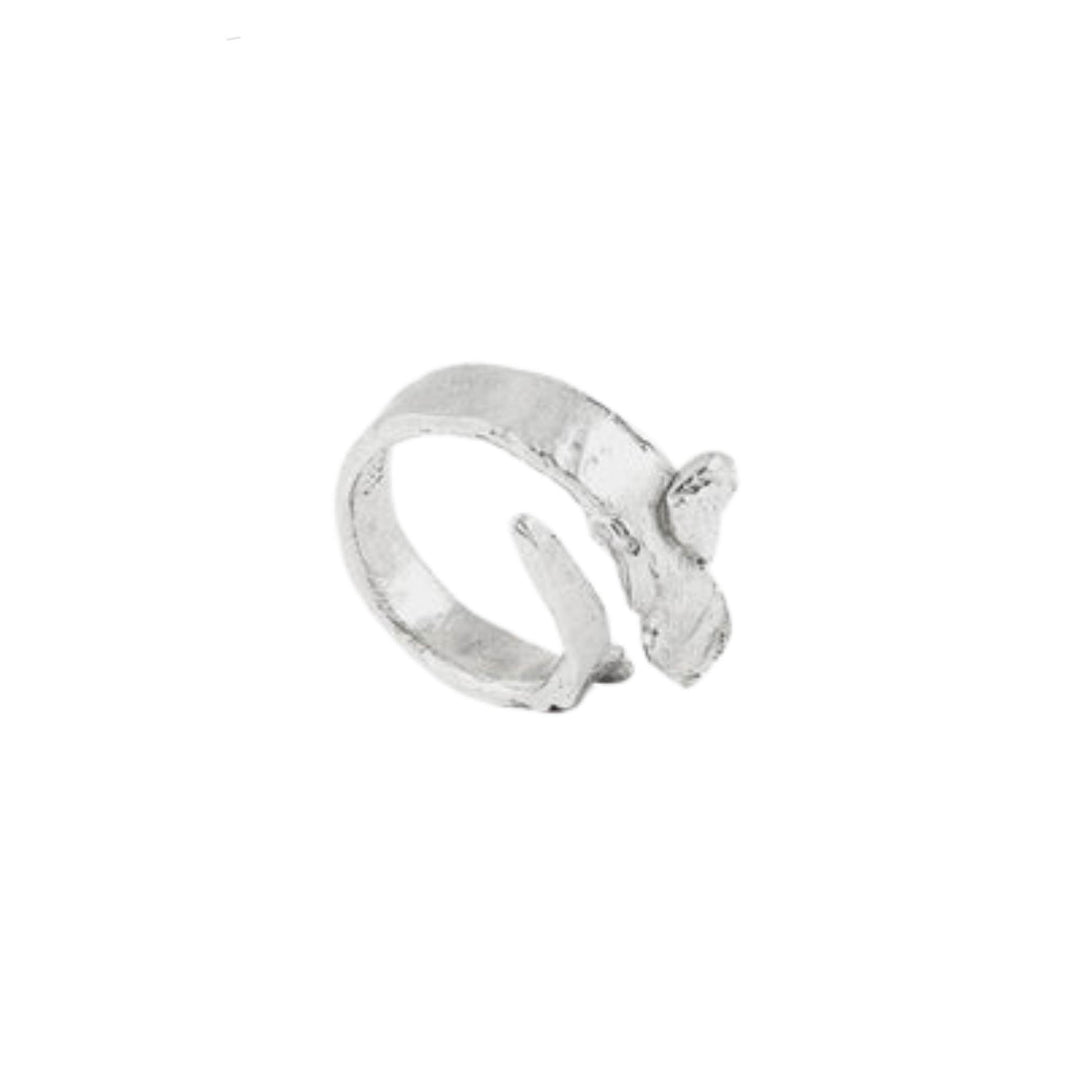 Bague en étain Cosmic par Anne-Marie Chagnon