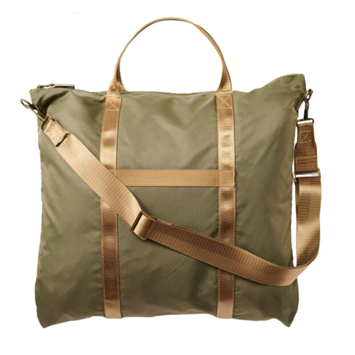Sac Helmet bag Boeing totem kaki avec poignée par Red Canoe vu de derrière