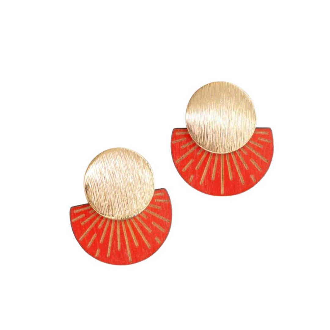 Boucles d'oreilles Vénus en bois terre rouge par Rebelles des bois