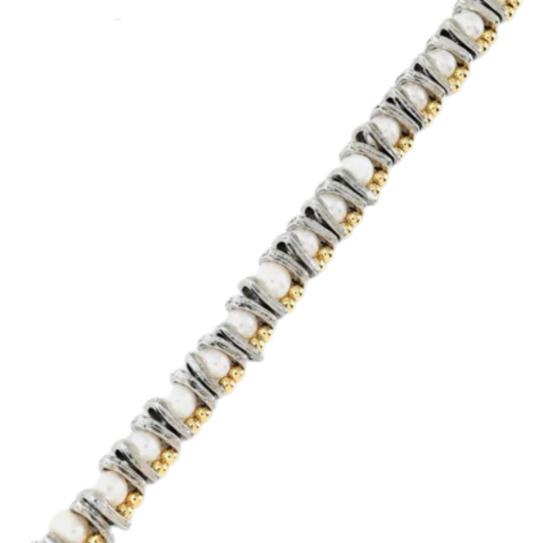 Détails du Bracelet Maltro en étain et plaqué or par Anne-Marie Chagnon