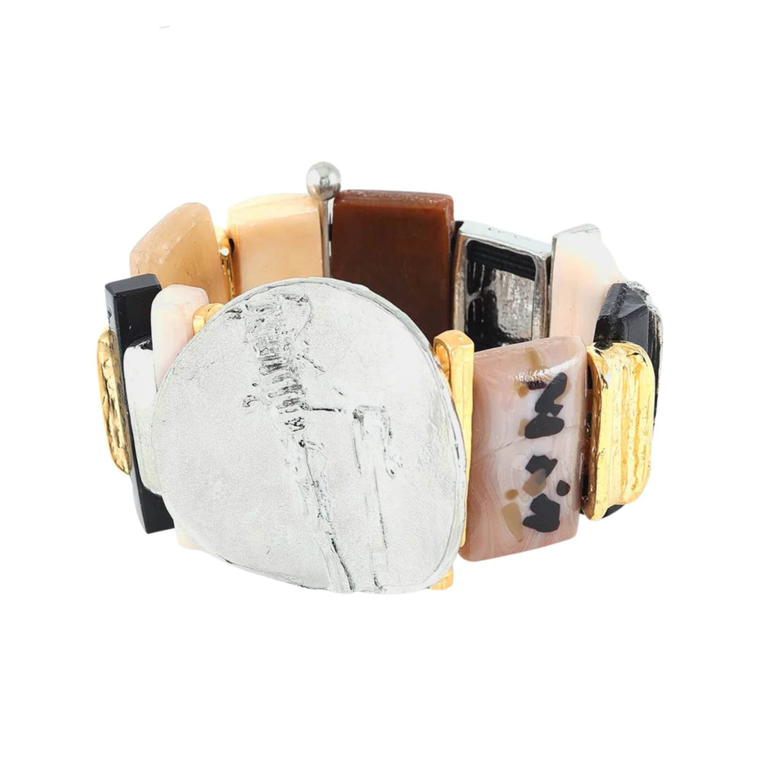 Bracelet avec rond en étain et pierres de verre colorées par Anne-Marie Chagnon