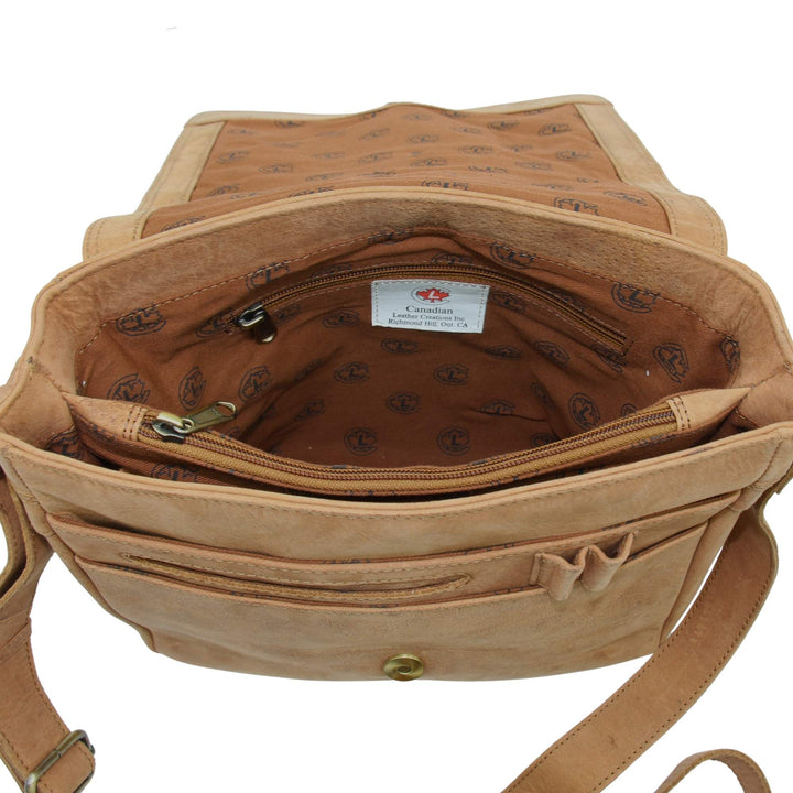1e compartiment du Sac messager carré en cuir de buffle avec rabat par Canadian Leather