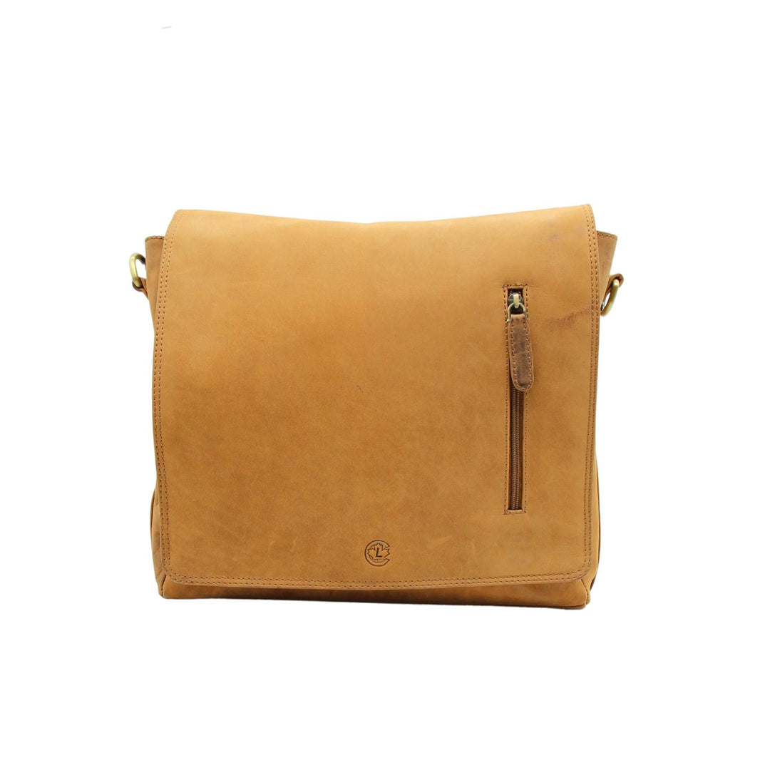 Sac messager à rabat carré en cuir de buffle par Canadian Leather vu de devant