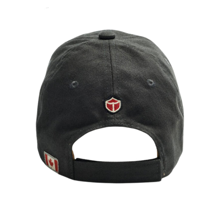 Casquette noire avec feuille d'érable charbon par Red Canoe vue de derrière