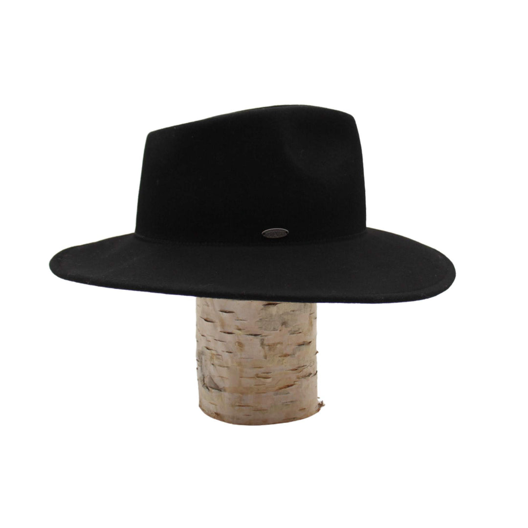 Chapeau Florance noir par Canadian hat sur une bûche vu de côté