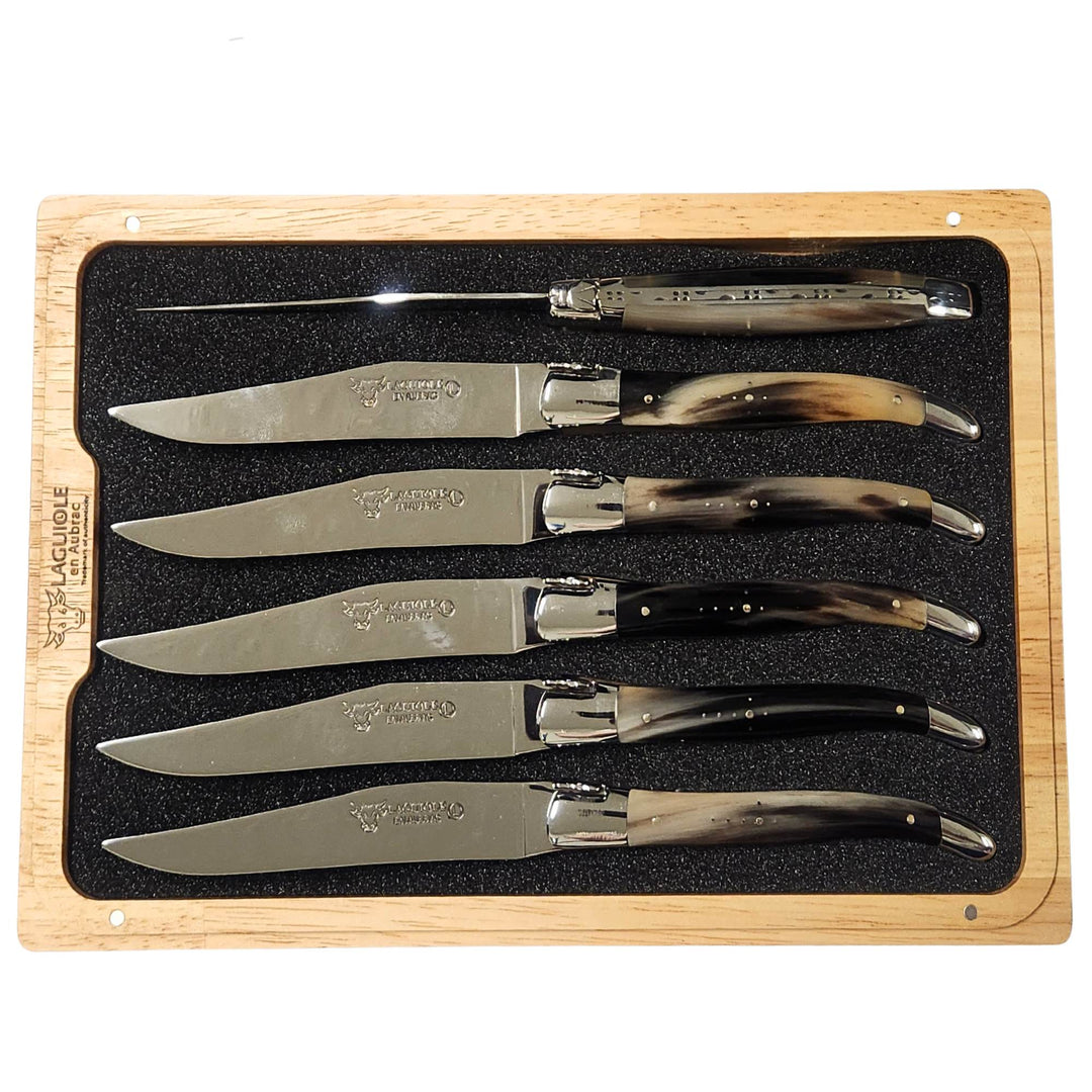 Coffret de 6 couteaux en pointe de corne par Laguiole en Aubrac vu de dessus
