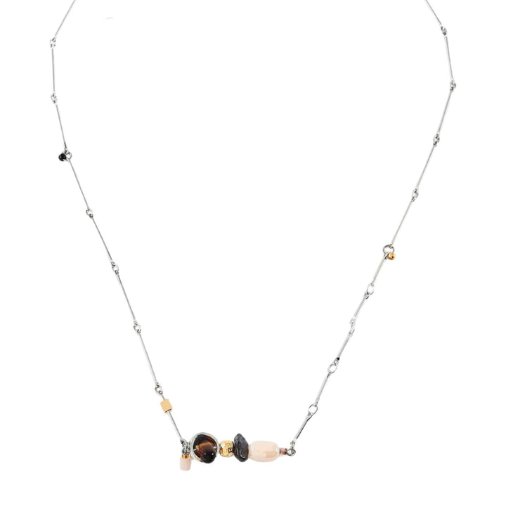 Collier avec chaîne argentée et verre coloré brun et rose Dardo par Anne-Marie Chagnon en longueur