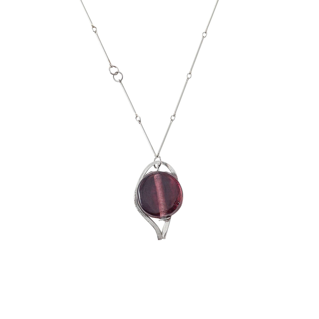 Collier Dolly mauve avec chaîne argentée par ANne-Marie Chagnon