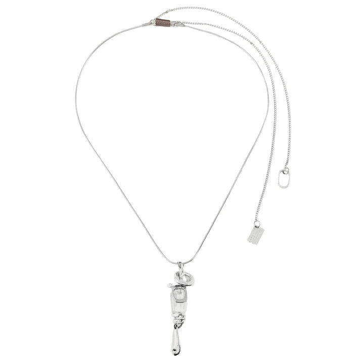 Collier Gliese avec pendentif en verre transparent suspendu par Anne-Marie Chagnon vu de dessus