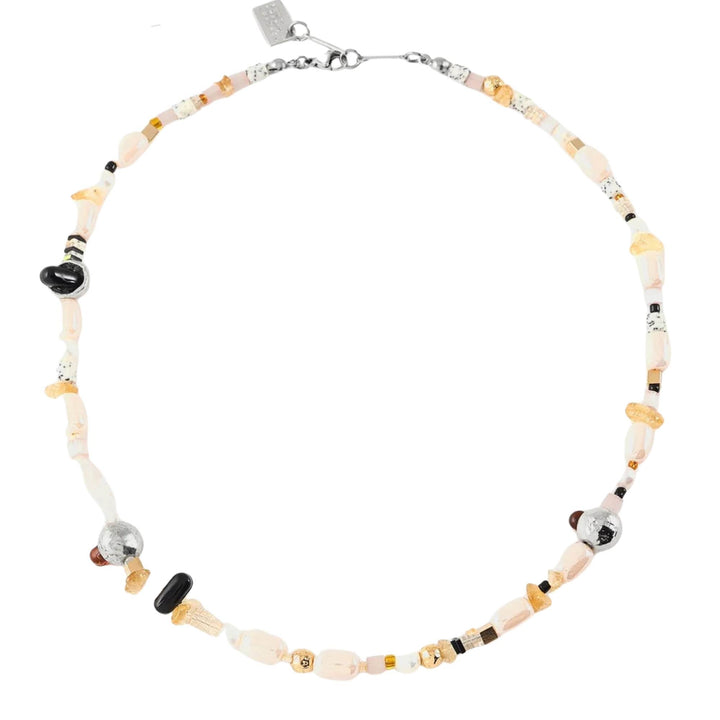 Collier Krio napolitaine par ANne-Marie Chagnon vu de dessus