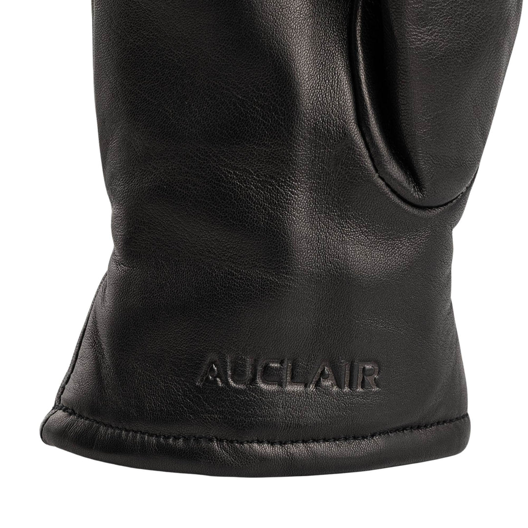 Détails du logo des Gants demi en cuir noir pour femme par Auclair