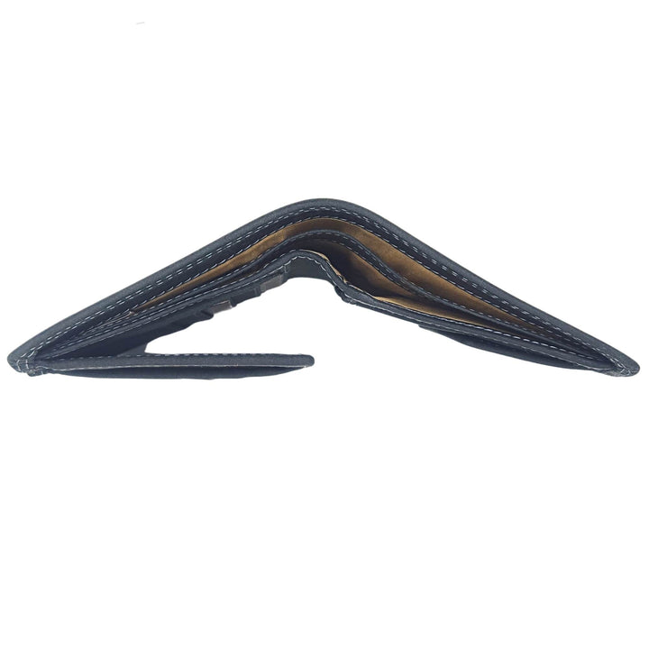 Portefeuille en cuir de buffle noir w116  par Canadian Leather vu de dessus