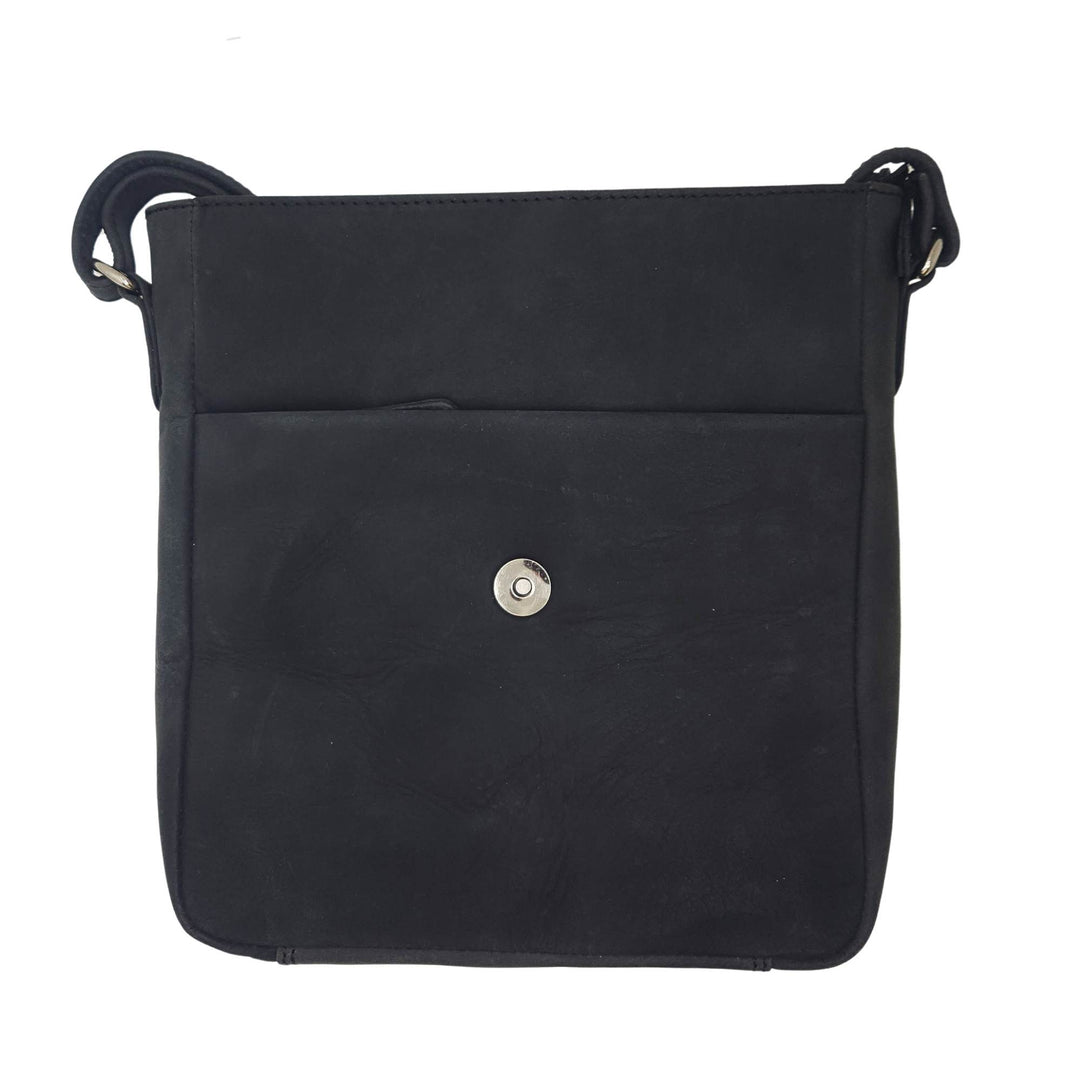 Sac en cuir de buffle noir 1527 par Canadian Leather vu de devant avec rabat ouvert