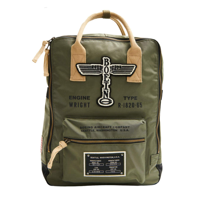 Sac à dos Boeing vert avec logo vintage par Red Canoe vu de devant