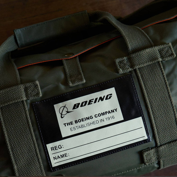 Détails du Sac stow bag boeing kaki par Red Canoe vu de devant