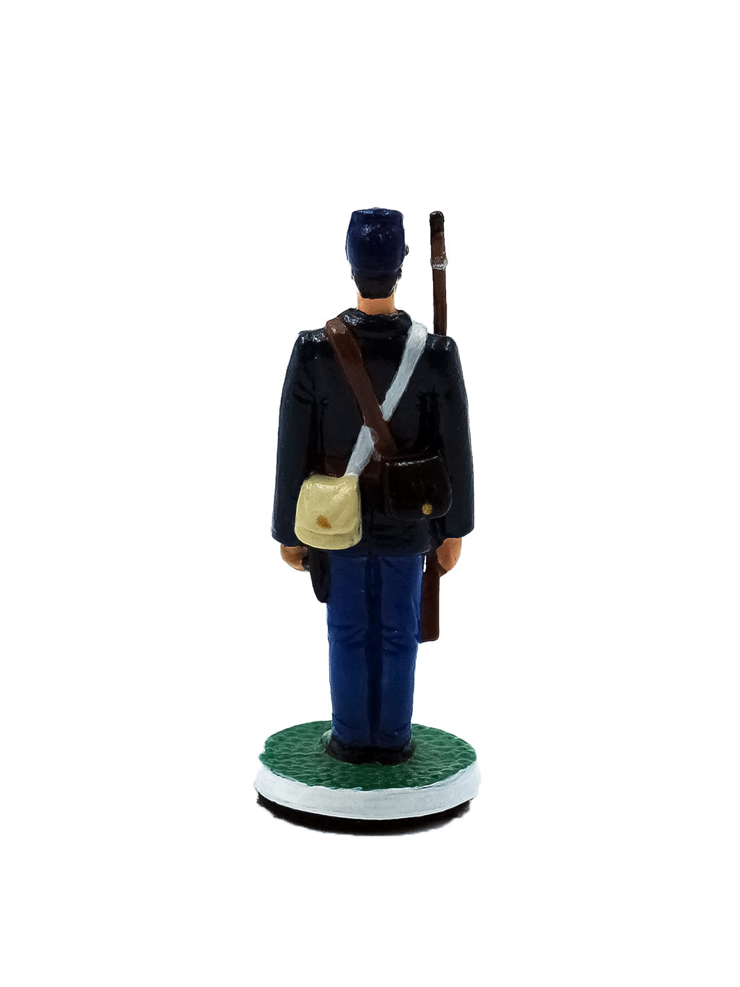 Piece Pion portant un uniforme noir et bleu avec un fusil dans la main vue de derriere