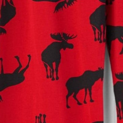 Détails du motif du Pantalon de pyjama rouge avec motifs d'orignaux noirs